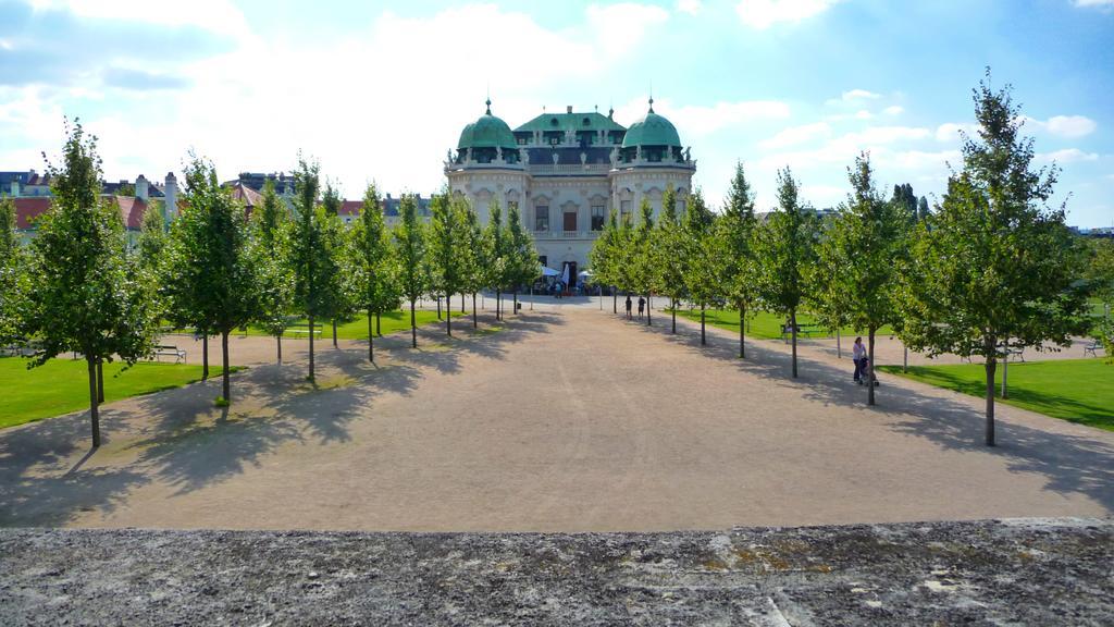 Streetview Wien - Premium Apartment Beim Belvedere Luaran gambar