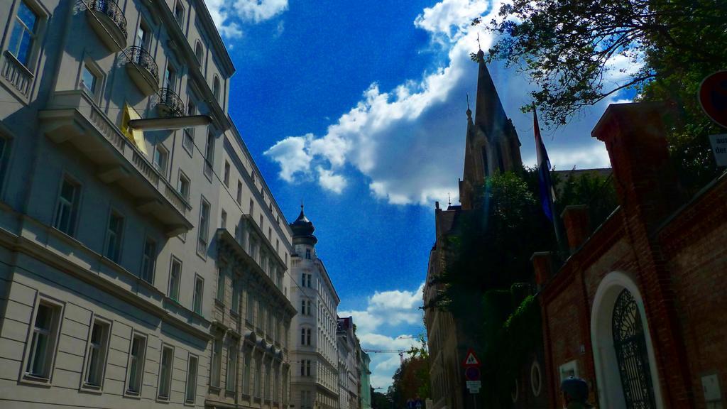Streetview Wien - Premium Apartment Beim Belvedere Luaran gambar
