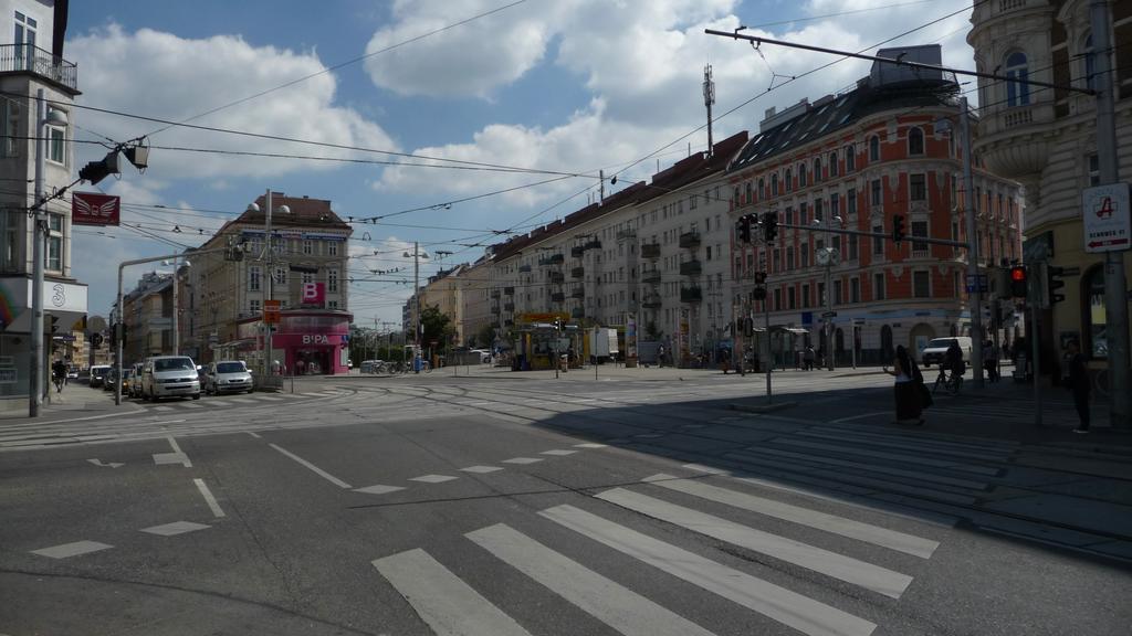 Streetview Wien - Premium Apartment Beim Belvedere Luaran gambar