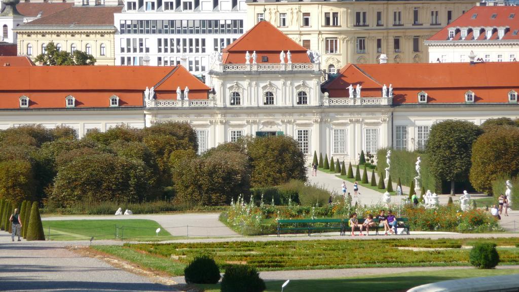 Streetview Wien - Premium Apartment Beim Belvedere Luaran gambar